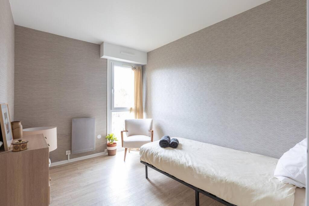 Appartement Spacieux/ Disneyland/Paris/Wifi/Bureau Champs-Sur-Marne Exterior foto